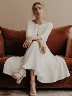 Vintage Wedding Dresses Floor-Length V-Neck Half Sleeves Traditional Dresses For Bride