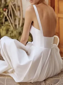 Vintage Wedding Dresses Square Neckline Sleeveless Satin Fabric Court Train Sash Bridal Dress Free Customization