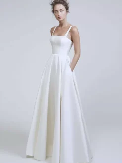 Vintage Wedding Dresses Square Neckline Sleeveless Satin Fabric Court Train Sash Bridal Dress Free Customization