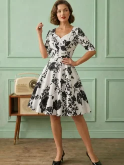 Vintage Glamour Dress Black 1950s Style Floral Print Layered Half Sleeves Sweetheart Neck Medium Rockabilly Dress