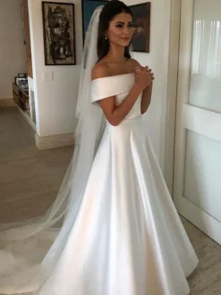 Vintage Wedding Dresses 2026 Off The Shoulder Short Sleeve A Line Satin Traditional Bridal Gowns With Sweep Train