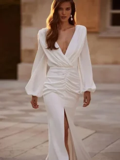 Vintage Wedding Dresses V-Neck Long Sleeves Natural Waist Satin Fabric Sweep Lace Bridal Dress