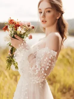 Wedding Dress Lace Sweetheart Neck 3/4 Length Sleeves With Train Lace Bridal Gowns