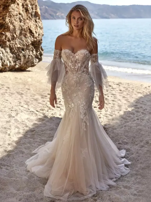 Wedding Dress With Train Half Sleeves Sequins Sweetheart Neck Bridal Mermaid Dress