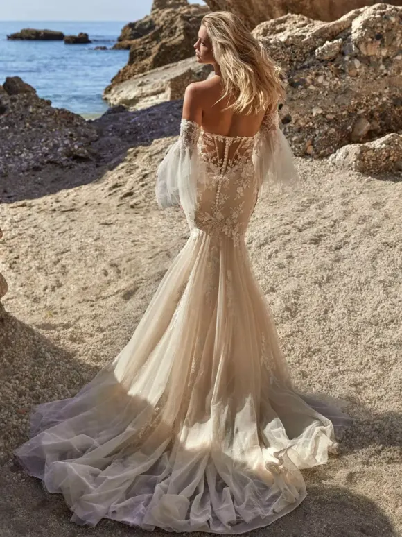 Wedding Dress With Train Half Sleeves Sequins Sweetheart Neck Bridal Mermaid Dress
