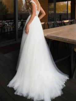 Wedding Dresses 2026 Illusion Neck Short Sleeve Floor Length Lace Soft Tulle Beach Bridal Gowns For Boho Wedding