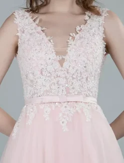 Wedding Dresses A Line Sleeveless Bows V Neck Bridal Dresses With Court Train