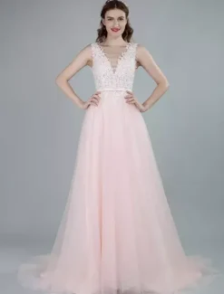 Wedding Dresses A Line Sleeveless Bows V Neck Bridal Dresses With Court Train