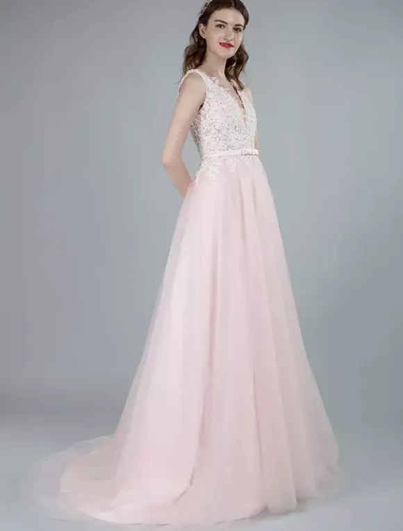 Wedding Dresses A Line Sleeveless Bows V Neck Bridal Dresses With Court Train
