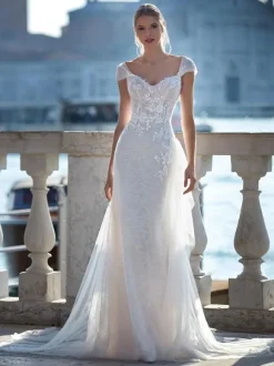 Wedding Dresses With Train Sleeveless Lace Sweetheart Neck Bridal Mermaid Dress Free Customization