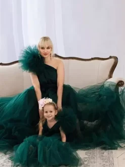 Wedding Flower Girl Dresses Special Occasion Dresses Emeralds Long Sleeves Tiered