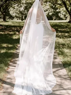 Wedding Veil One-Tier Tulle Cut Edge Classic Bridal Veils