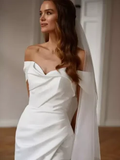 Wedding Veil Two-Tier Tulle Cut Edge Classic Bridal Veil