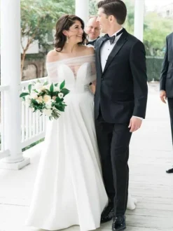 Wedding Wrap Ivory Jewel Neck Cloaks Tulle Buttons Bridal Cover Up
