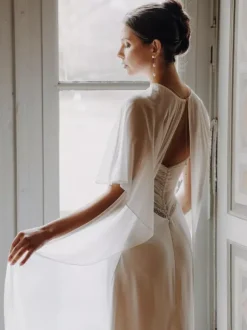 Wedding Wrap White Half Sleeves Jewel Neck Cap Sleeves Shawls Chiffon Buttons Bridal Cover Ups