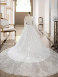 Wedding Dresses 2026 A Line V Neck Long Sleeve Lace Applique Tulle Bridal Gowns With Chapel Train