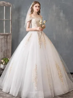 Wedding Dresses 2026 Ball Gown Off Shoulder Golden Lace Appliqued Floor Length Bridal Dress