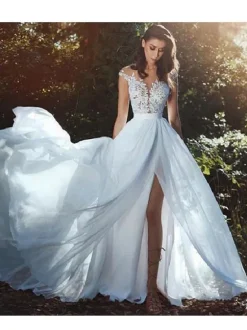 Wedding Dresses With Court Train A-Line Sleeveless Applique Illusion Neckline Bridal Gowns Free Customization
