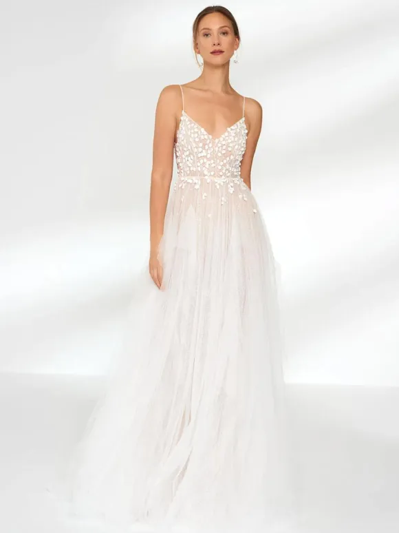 Wedding Dress V-Neck Sleeveless Sweep Lace Bridal Gowns