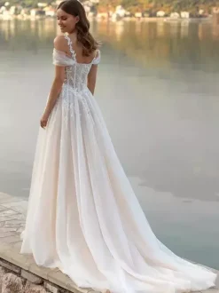 Wedding Dress With Train A-Line Short Sleeves Lace V-Neck Bridal Dresses