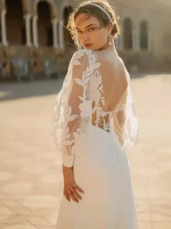 Wedding Dress With Train Ball Gown Long Sleeves Lace V-Neck Bridal Gowns
