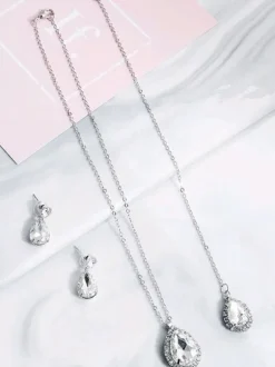 Wedding Necklaces Silver Pear Shaped Rhinestone Wedding Necklace