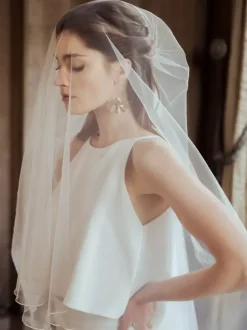 Wedding Veils Two-Tier Tulle Finished Edge Classic Bridal Veils