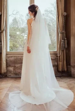 Wedding Veils Two-Tier Tulle Finished Edge Classic Bridal Veils