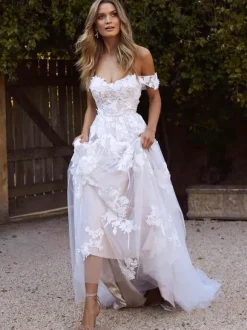 White Lace Wedding Dress Strapless Sleeveless Backless With Train Tulle Bridal Gowns Free Customization