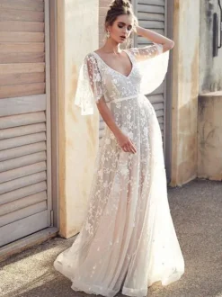 White Lace Wedding Dress V-Neckline A-Line Wedding Dress Short Sleeves Backless Bridal Dresses Free Customization