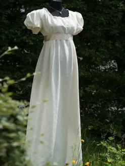 White Retro Empire Waist Dress Women Marie Antoinette Costume Polyester Shift Dress Vintage 18th Century Costume