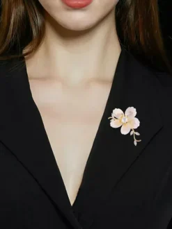 White Shell Pearl Flower Branch Brooch Gold Plated Cubic Zirconia Lapel Pin