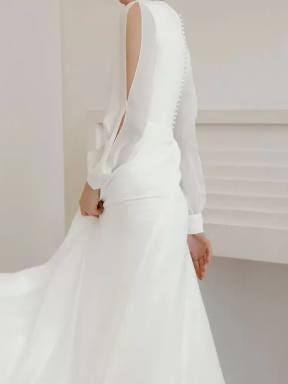 White Simple Causal Wedding Dress With Train A-Line V-Neck Long Sleeves Split Front Chiffon Bridal Gowns Free Customization