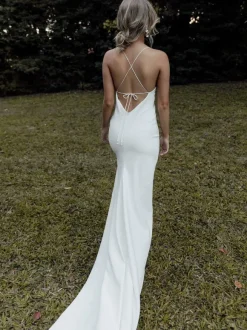 White Simple Causal Wedding Dress Sheath V-Neck Sleeveless Backless Criss-Cross Split Front Lace-Up Bridal Dresses Free Customization