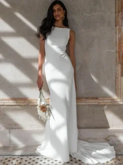 White Simple Mermaid Causal Wedding Dress With Train Bateau Neck Sleeveless Backless Satin Fabric Bridal Dresses Free Customization