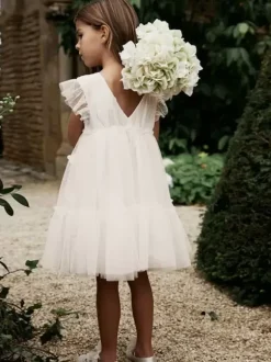 White Flower Girl Dresses Ivory Tulle Short Sleeves Jewel Neck Flower Girl Dresses