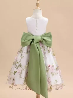 White Flower Girl Dresses White Satin Fabric Sleeveless Jewel Neck Flower Girl Dresses
