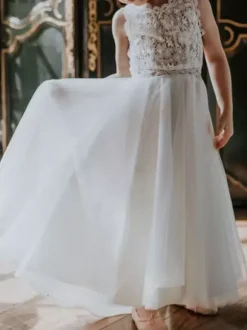 White Flower Girl Dresses For Women V Neck Sleeveless Tulle Lace Kids Party Dresses