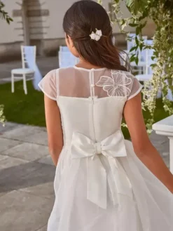 White Flower Girl Dresses White Polyester Short Sleeves Jewel Neck Flower Girl Dresses