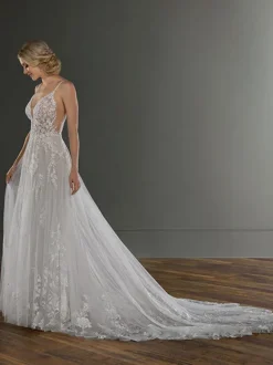 White Lace Wedding Dress V-Neck Sleeveless Backless With Train Tulle Long Bridal Gowns Free Customization