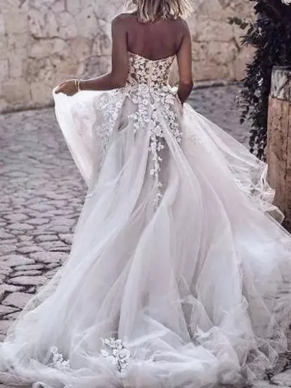 White Lace Wedding Dress With Train Sleeveless Backless Tulle Strapless A-Line Bridal Dresses Free Customization