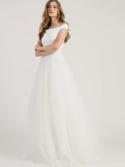 White Simple Causal Wedding Dress 2026 A-Line Bateau Neck Off-Shoulder Sleeveless line Pleated Tulle Bridal Dresses Free Customization