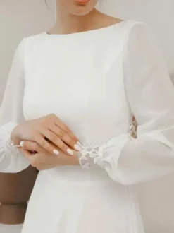 White Simple Causal Wedding Dress A-Line Jewel Neck Long Sleeves Lace Long Bridal Dresses Free Customization