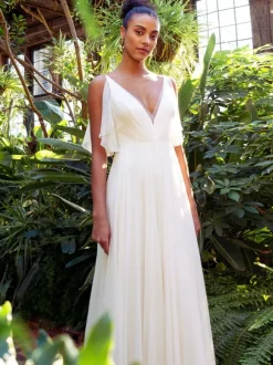 White Simple Causal Wedding Dress Chiffon V-Neck Sleeveless A-Line Backless Long Bridal Dresses Free Customization