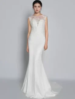 White Simple Mermaid Wedding Dress Chiffon Illusion Neckline Sleeveless Court Train Applique Sheath Bridal Gowns Free Customization