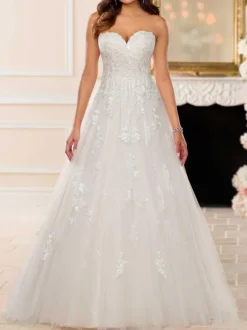 White Simple Princess Ball Gown Wedding Dress A-Line Strapless Sleeveless Backless Lace Bridal Dresses Free Customization