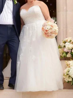 White Simple Princess Ball Gown Wedding Dress A-Line Strapless Sleeveless Backless Lace Bridal Dresses Free Customization