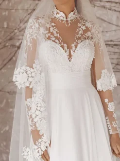 White Simple Wedding Dress With Train High Collar Long Sleeves Lace A-Line Bridal Dresses Free Customization