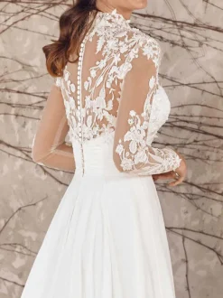 White Simple Wedding Dress With Train High Collar Long Sleeves Lace A-Line Bridal Dresses Free Customization