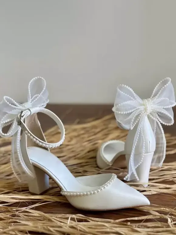 White Wedding Shoes Pointed Toe Bow Pearls Chunky Heel Bridal Shoes